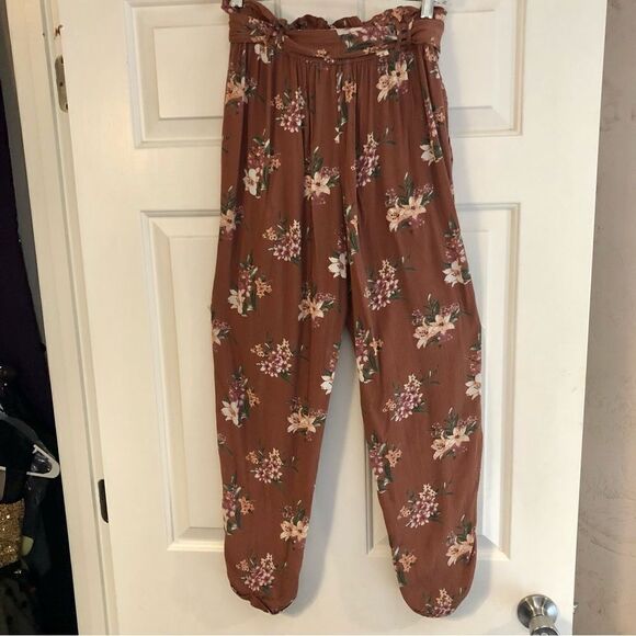American Eagle High Waisted Floral Print Pants Size S/P/CH - Picture 6 of 9